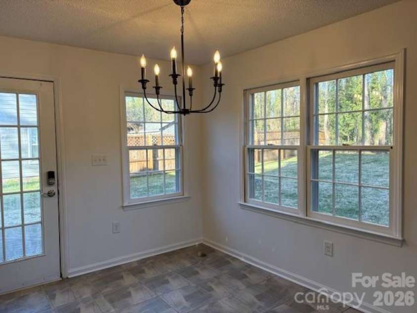 5324 Donnefield Drive, Charlotte, NC 28227.  MLS# CAR4358511, YatesRealty ID 10123. 