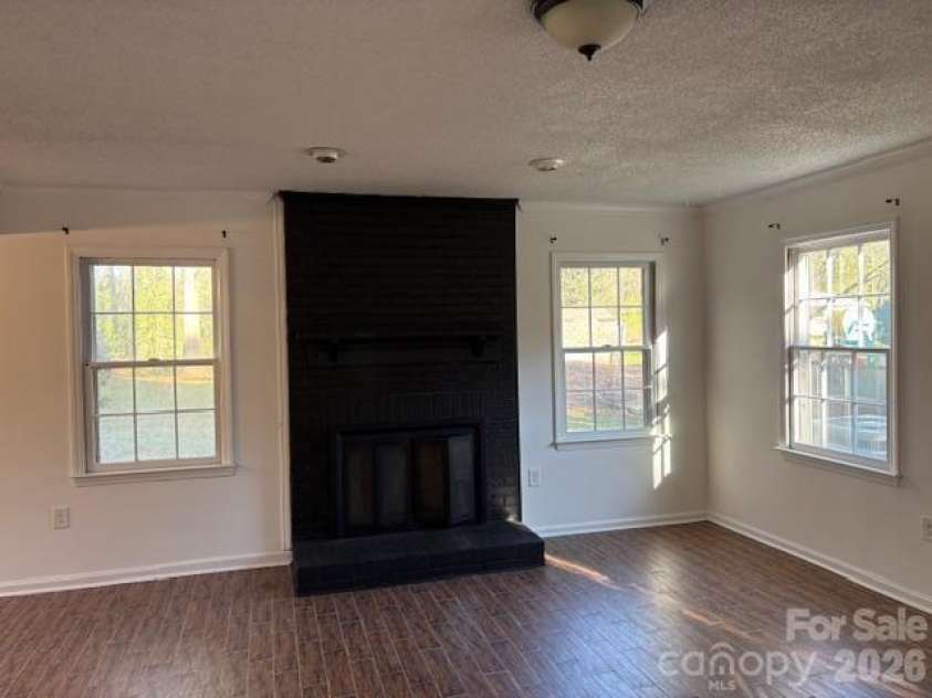 5324 Donnefield Drive, Charlotte, NC 28227.  MLS# CAR4358511, YatesRealty ID 10123. 