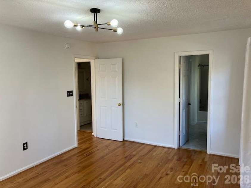 5324 Donnefield Drive, Charlotte, NC 28227.  MLS# CAR4358511, YatesRealty ID 10123. 