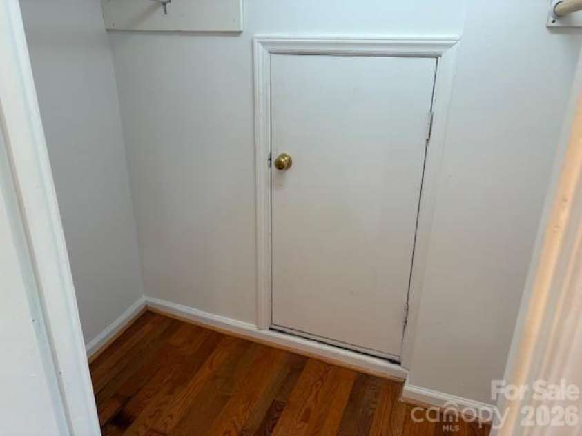 5324 Donnefield Drive, Charlotte, NC 28227.  MLS# CAR4358511, YatesRealty ID 10123. 