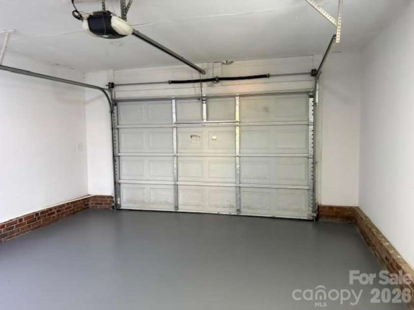 5324 Donnefield Drive, Charlotte, NC 28227.  MLS# CAR4358511, YatesRealty ID 10123. 