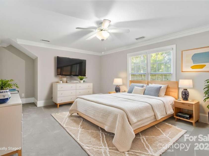 5916 Bridger Court, Charlotte, NC 28211.  MLS# CAR4184678, YatesRealty ID 10123. Virtually staged bedroom upstairs.