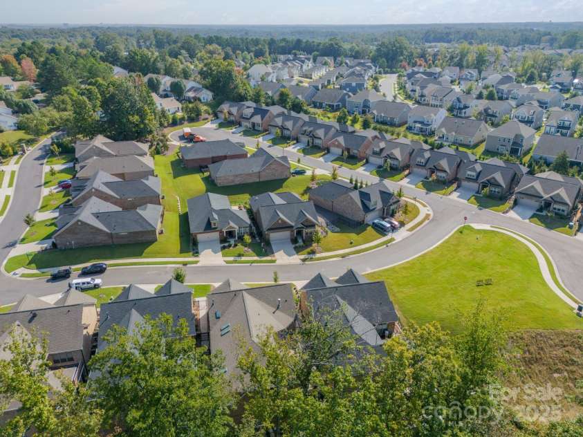 2014 Newstyle Way, Tega Cay, SC 29708.  MLS# CAR4190595, YatesRealty ID 10124. 
