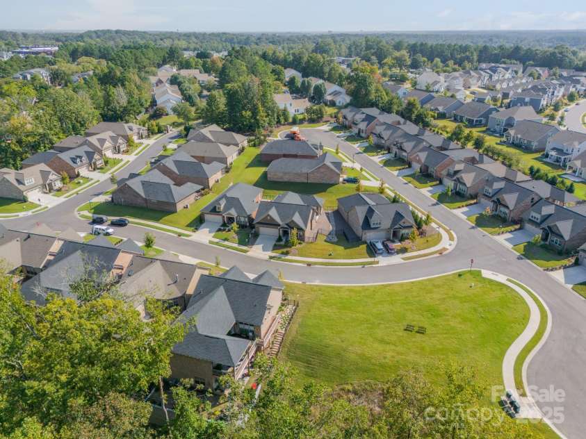 2014 Newstyle Way, Tega Cay, SC 29708.  MLS# CAR4190595, YatesRealty ID 10124. 