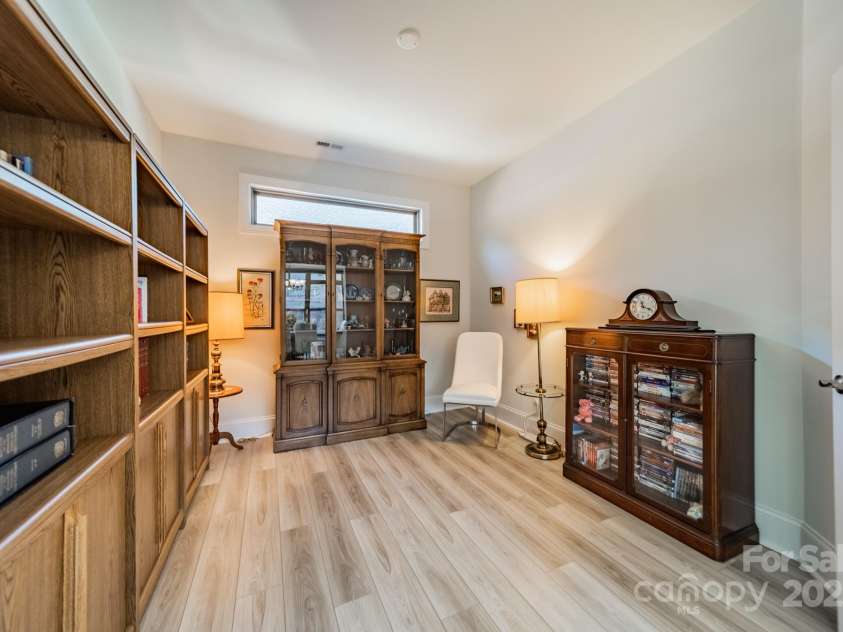 2014 Newstyle Way, Tega Cay, SC 29708.  MLS# CAR4190595, YatesRealty ID 10124. Office/Flex Room