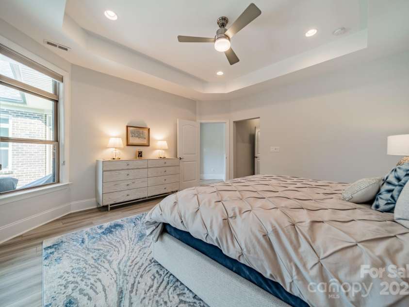 2014 Newstyle Way, Tega Cay, SC 29708.  MLS# CAR4190595, YatesRealty ID 10124. Primary Bedroom Suite