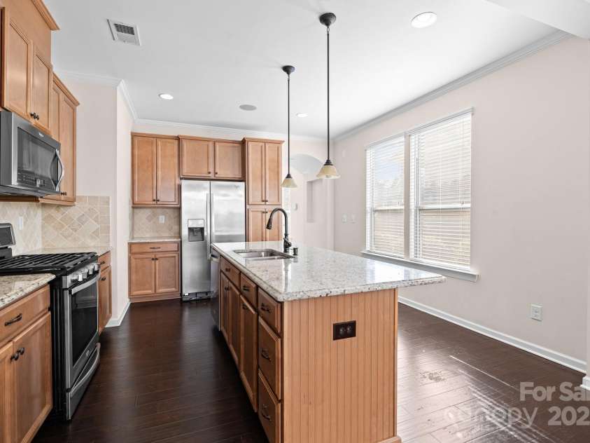 1114 Roderick Drive, Fort Mill, SC 29708.  MLS# CAR4231297, YatesRealty ID 10127. 