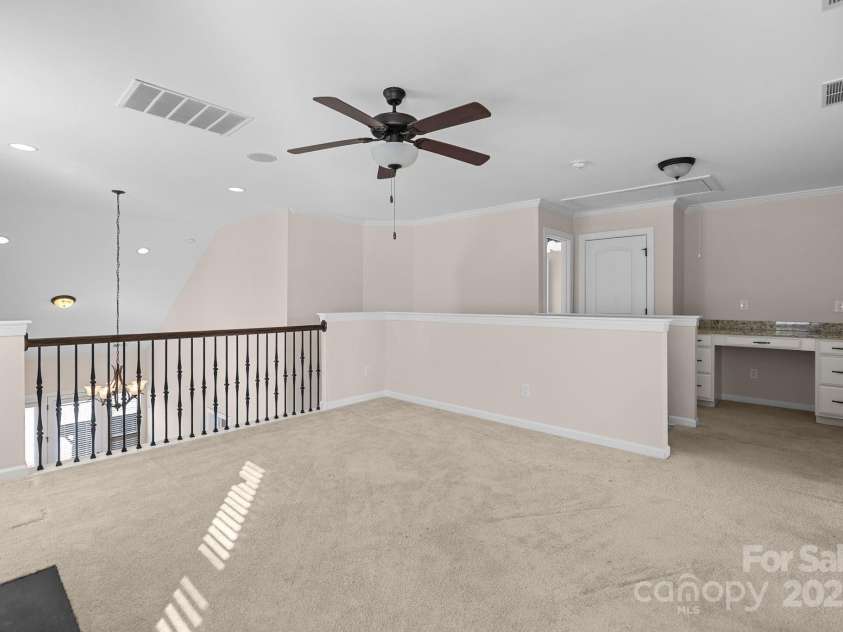 1114 Roderick Drive, Fort Mill, SC 29708.  MLS# CAR4231297, YatesRealty ID 10127. 