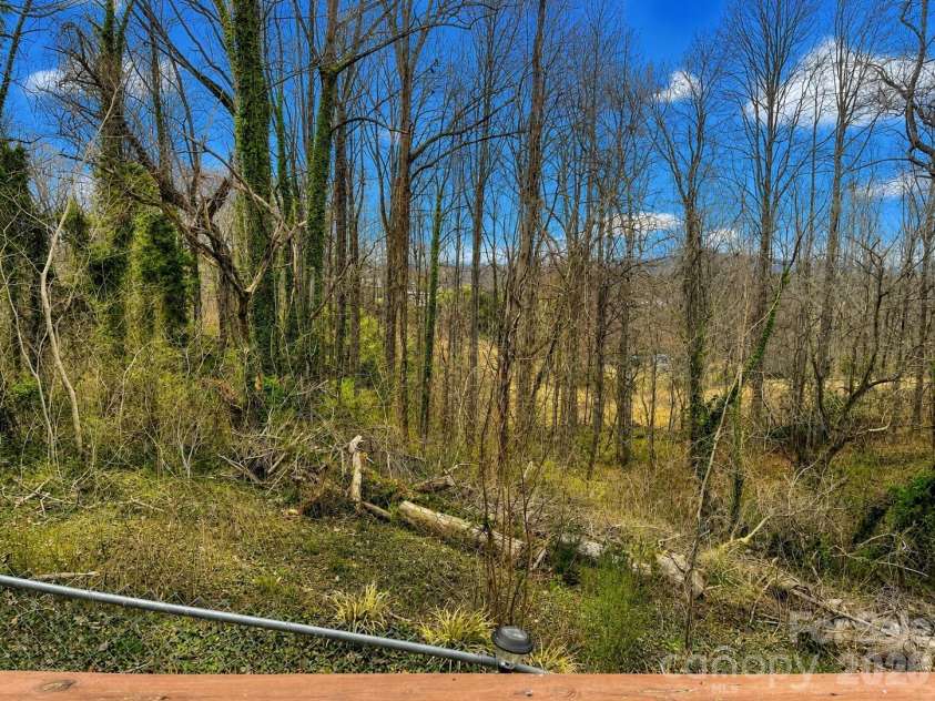 119 Seagle Street, Marion, NC 28752.  MLS# CAR4393206, YatesRealty ID 10128. 