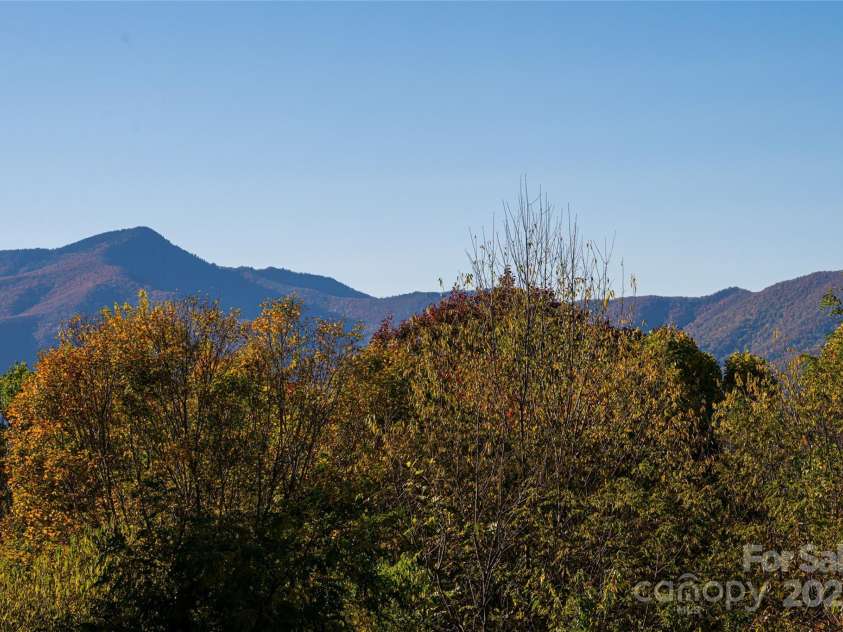 154 Presidential Drive, Waynesville, NC 28786.  MLS# CAR4316529, YatesRealty ID 1013. 