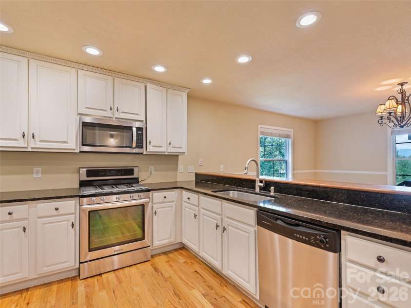 154 Presidential Drive, Waynesville, NC 28786.  MLS# CAR4415483, YatesRealty ID 1013. 