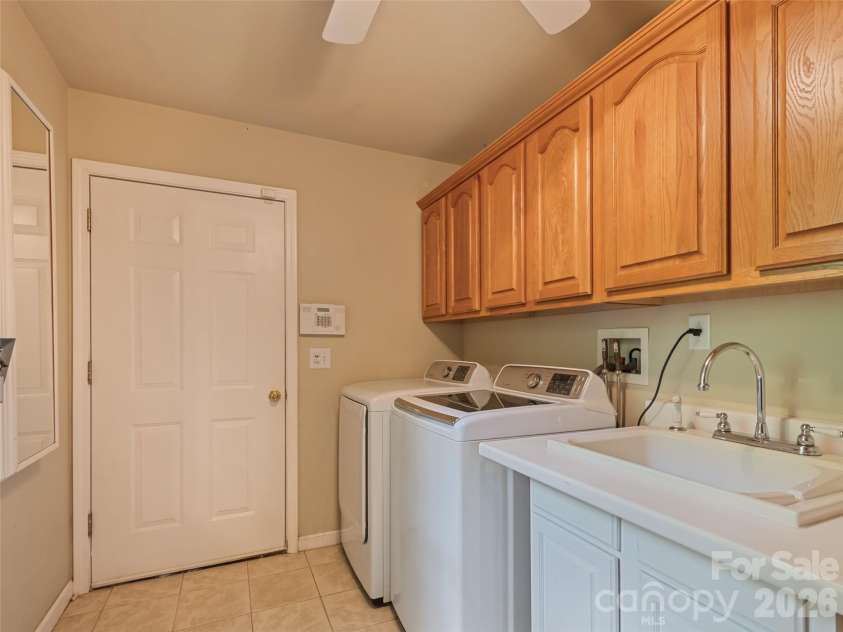 154 Presidential Drive, Waynesville, NC 28786.  MLS# CAR4415483, YatesRealty ID 1013. 