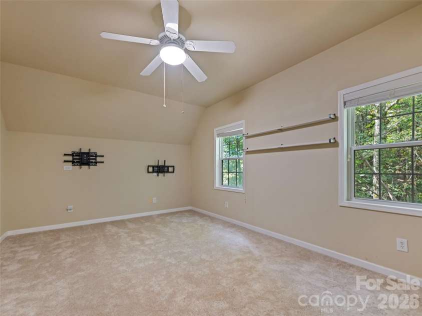 154 Presidential Drive, Waynesville, NC 28786.  MLS# CAR4415483, YatesRealty ID 1013. 