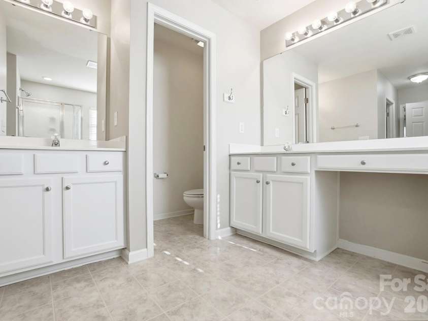 3043 Streamlet Way, Monroe, NC 28110.  MLS# CAR4334016, YatesRealty ID 1013. Primary Bathroom