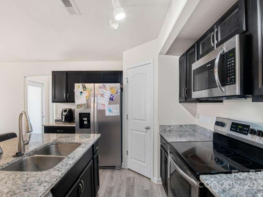 353 Webb Farm Road, Shelby, NC 28152.  MLS# CAR4237934, YatesRealty ID 10130. 