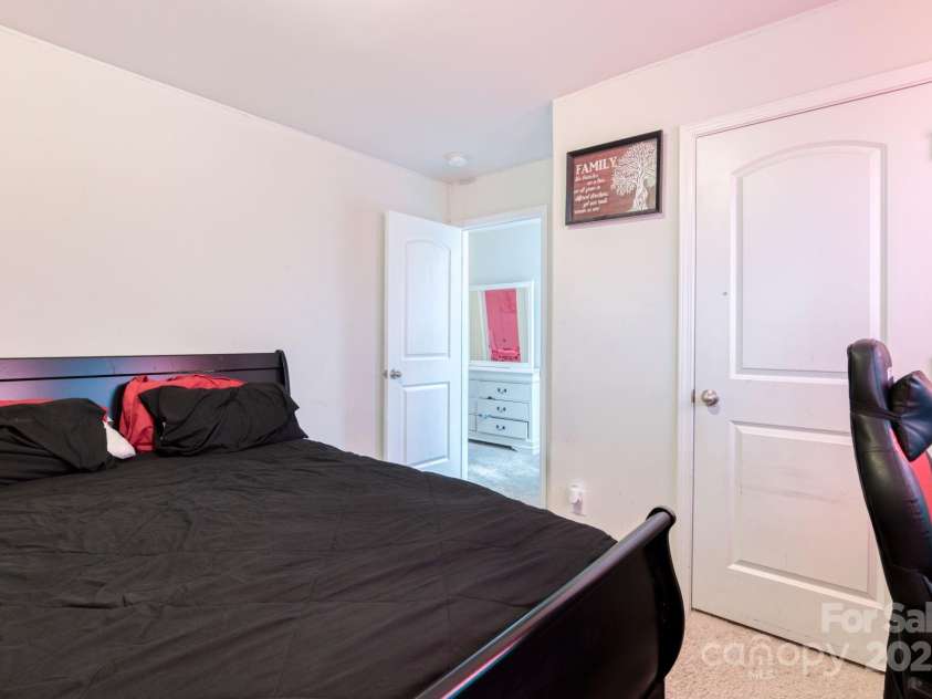 353 Webb Farm Road, Shelby, NC 28152.  MLS# CAR4237934, YatesRealty ID 10130. 