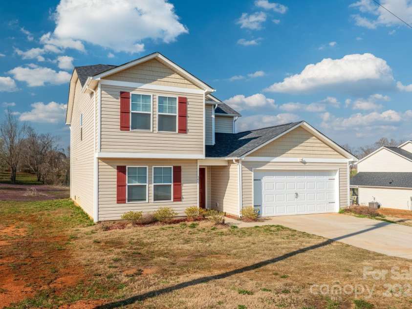 353 Webb Farm Road, Shelby, NC 28152.  MLS# CAR4237934, YatesRealty ID 10130. 