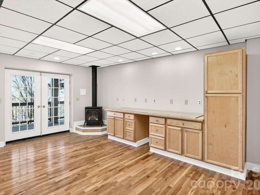86 Distant View Drive, Asheville, NC 28803.  MLS# CAR4367971, YatesRealty ID 10131. 