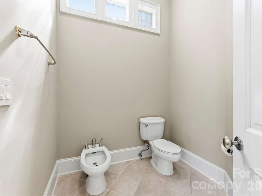 143 Brawley Harbor Place, Mooresville, NC 28117.  MLS# CAR4363334, YatesRealty ID 10133. 