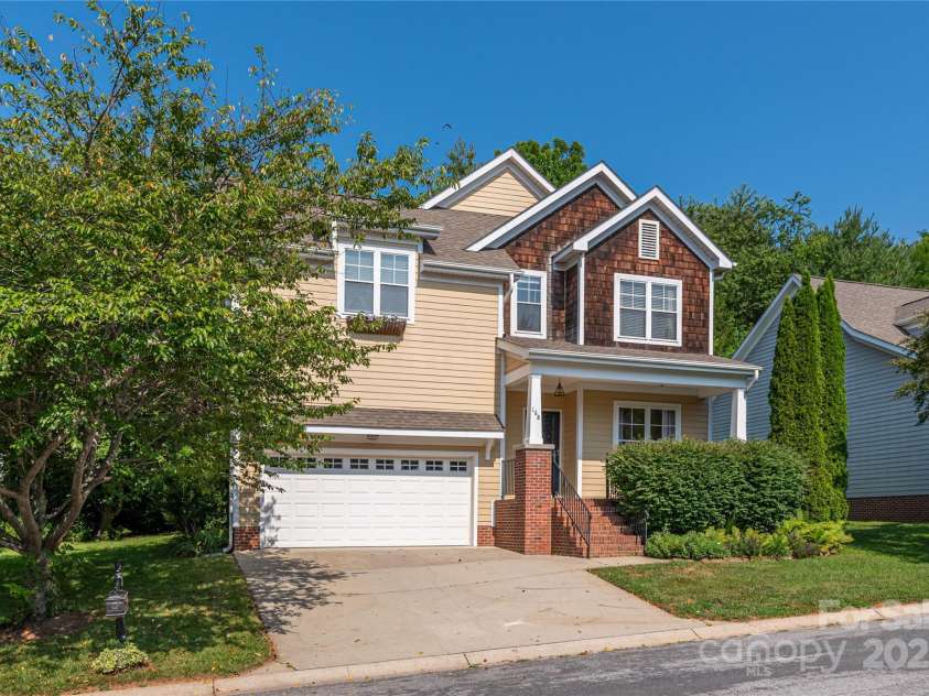 168 Carolina Bluebird Loop, Arden, NC 28704.  MLS# CAR4243265, YatesRealty ID 10134. 