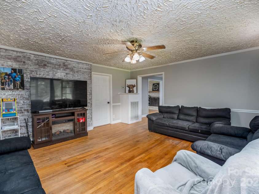 215 Big Buck Road, Richfield, NC 28137.  MLS# CAR4292677, YatesRealty ID 10134. 