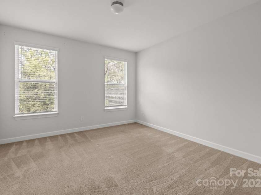 2821 Shamrock Drive, Charlotte, NC 28205.  MLS# CAR4246891, YatesRealty ID 10135. 