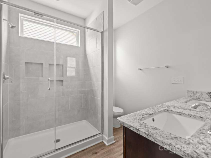 2821 Shamrock Drive, Charlotte, NC 28205.  MLS# CAR4246891, YatesRealty ID 10135. 