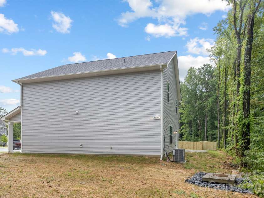 5545 Manning Road, Charlotte, NC 28269.  MLS# CAR4365609, YatesRealty ID 10135. Representation