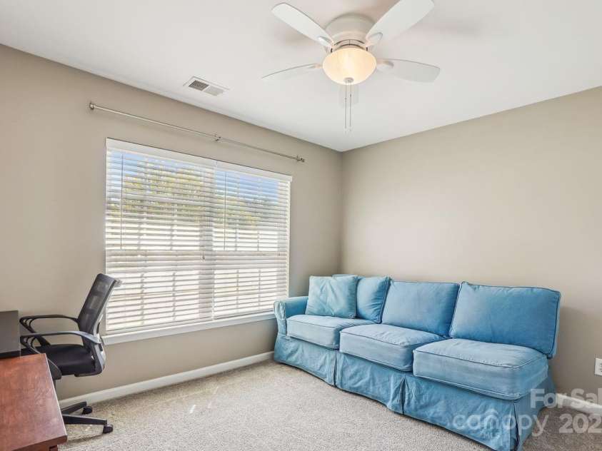 12027 Stratfield Place Circle, Pineville, NC 28134.  MLS# CAR4246759, YatesRealty ID 10136. 