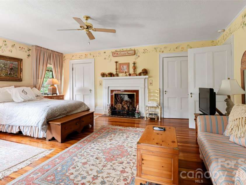 2531 Little River Road, Hendersonville, NC 28739.  MLS# CAR4366582, YatesRealty ID 10136. 