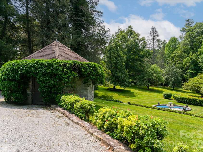 2531 Little River Road, Hendersonville, NC 28739.  MLS# CAR4366582, YatesRealty ID 10136. 