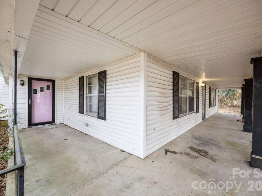 2821 Old Fairground Road, Angier, NC 27501.  MLS# CAR4368002, YatesRealty ID 10137. 