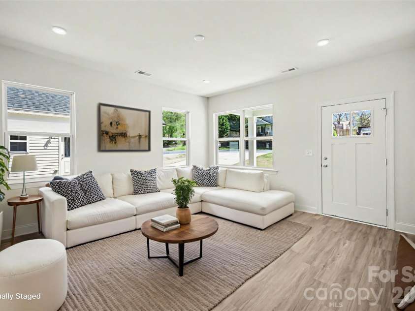 2641 Goble Street, Gastonia, NC 28056.  MLS# CAR4295120, YatesRealty ID 10138. 