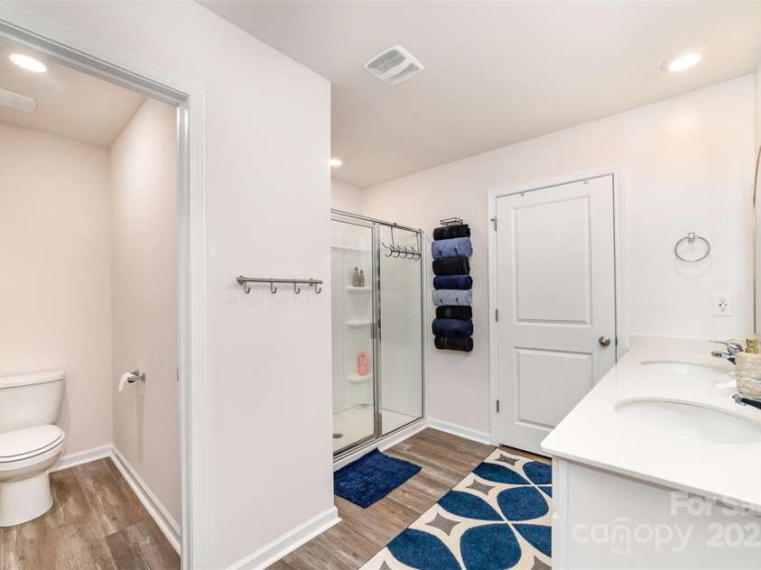 2886 Sherrills Stream Drive, Sherrills Ford, NC 28673.  MLS# CAR4251608, YatesRealty ID 10138. Primary Bath