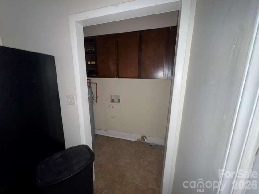307 Adrian Street, Mount Holly, NC 28120.  MLS# CAR4361330, YatesRealty ID 10139. 