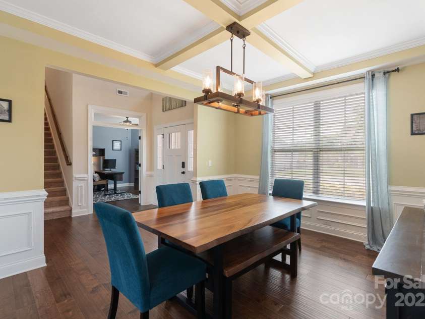 7405 Albemarle Drive, Denver, NC 28037.  MLS# CAR4252375, YatesRealty ID 10139. 