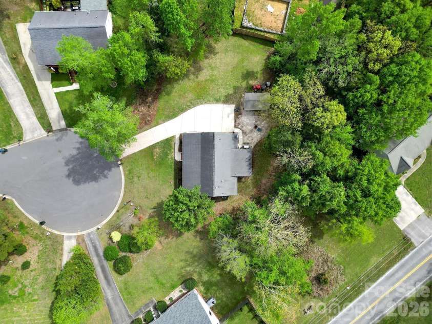 1828 Bloomsbury Drive, Rock Hill, SC 29730.  MLS# CAR4367148, YatesRealty ID 10140. 