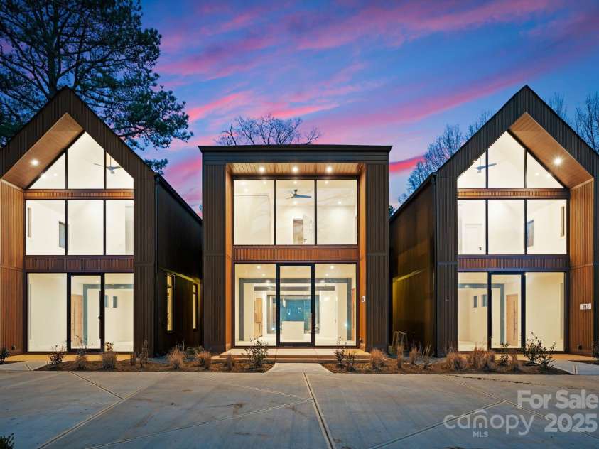 5500 Carmel Road, Charlotte, NC 28226.  MLS# CAR4234216, YatesRealty ID 10140. 