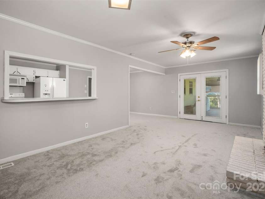 1232 Bilmark Avenue, Charlotte, NC 28213.  MLS# CAR4231787, YatesRealty ID 10141. 