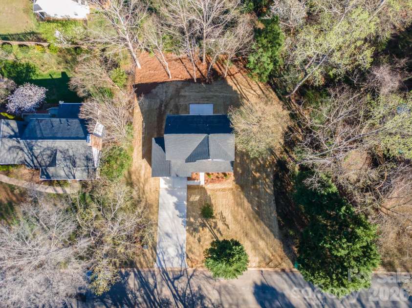 644 Deerfield Drive, Mount Holly, NC 28120.  MLS# CAR4357506, YatesRealty ID 10142. 