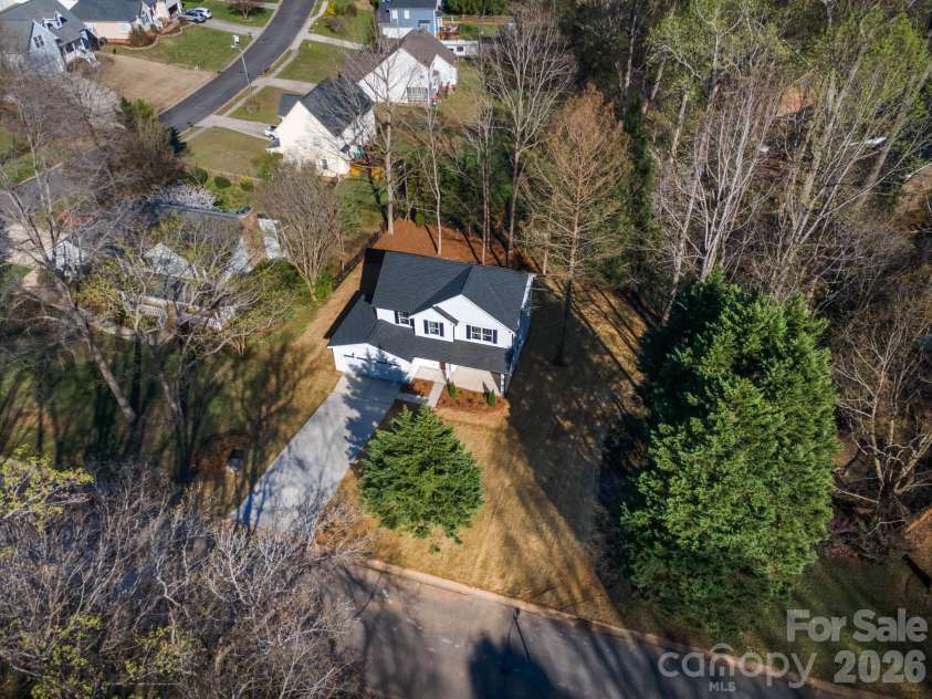 644 Deerfield Drive, Mount Holly, NC 28120.  MLS# CAR4357506, YatesRealty ID 10142. 