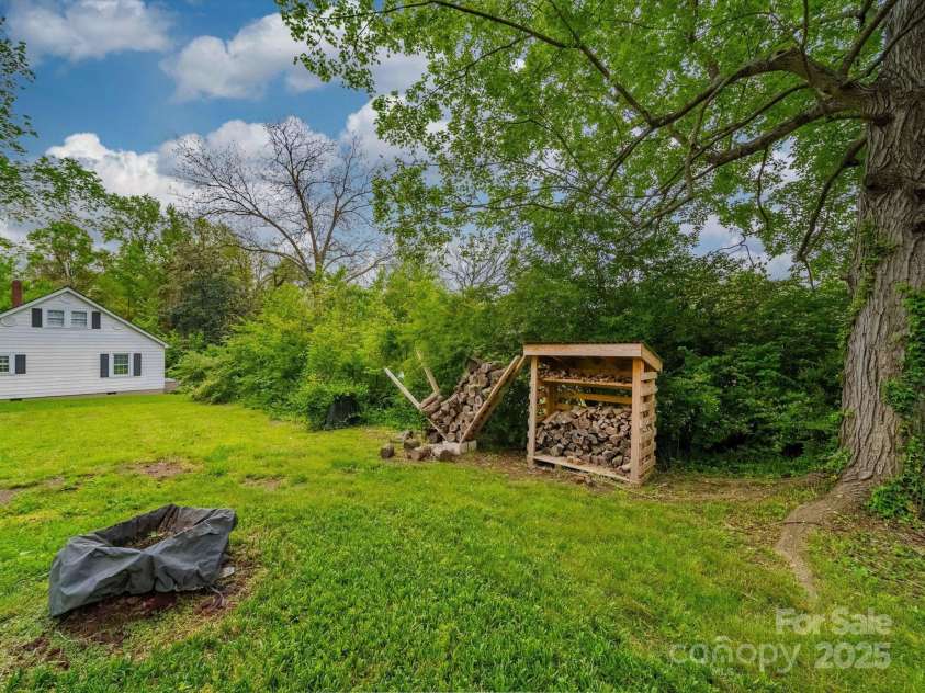 705 Fulton Street, Salisbury, NC 28144.  MLS# CAR4248091, YatesRealty ID 10143. Back Yard