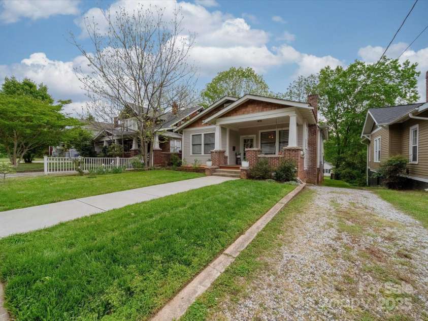 705 Fulton Street, Salisbury, NC 28144.  MLS# CAR4248091, YatesRealty ID 10143. Gravel Drive
