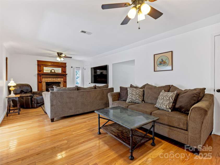 163 Northern Lights Lane, Hendersonville, NC 28739.  MLS# CAR4159813, YatesRealty ID 10144. 