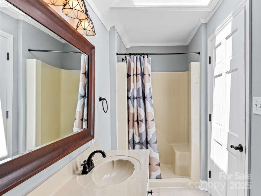 163 Northern Lights Lane, Hendersonville, NC 28739.  MLS# CAR4159813, YatesRealty ID 10144. 