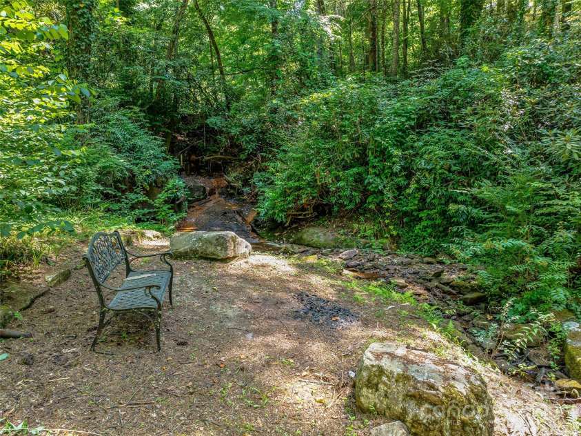 163 Northern Lights Lane, Hendersonville, NC 28739.  MLS# CAR4159813, YatesRealty ID 10144. 