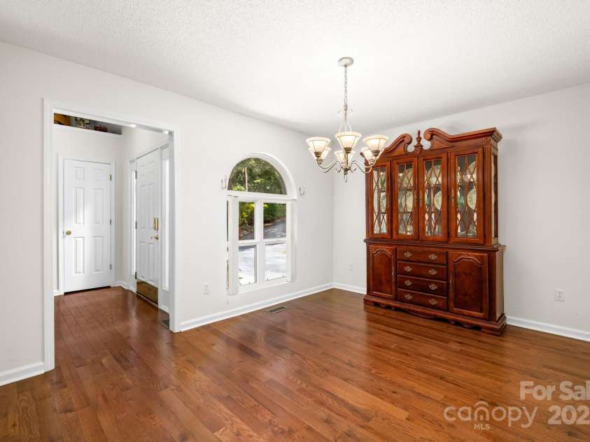 701 Salisbury Road, Hendersonville, NC 28792.  MLS# CAR4279569, YatesRealty ID 10145. 