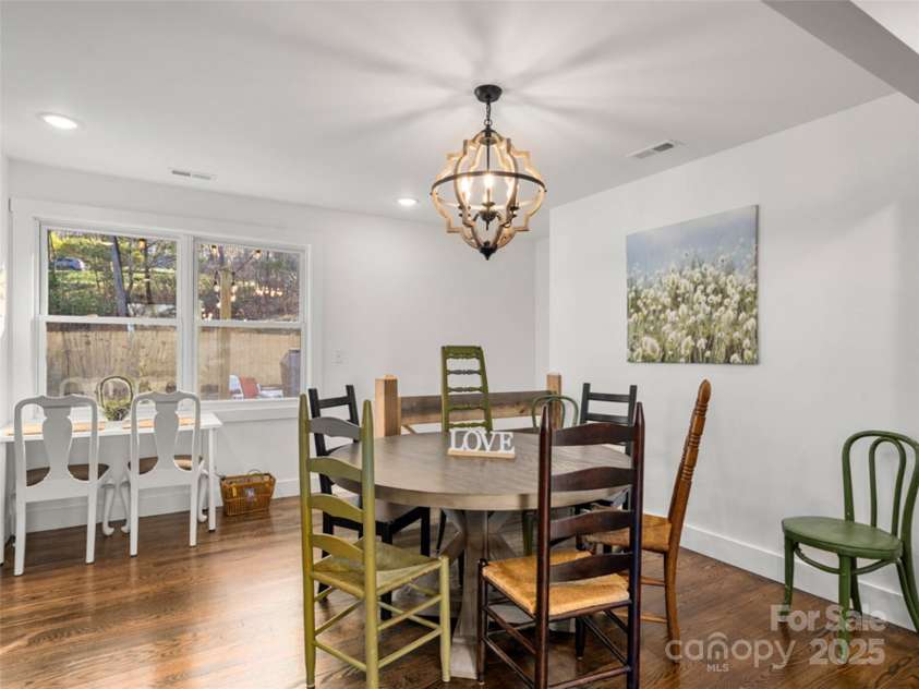 235 Royal Pines Drive, Arden, NC 28704.  MLS# CAR4243316, YatesRealty ID 10148. 