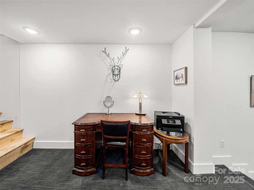235 Royal Pines Drive, Arden, NC 28704.  MLS# CAR4243316, YatesRealty ID 10148. 