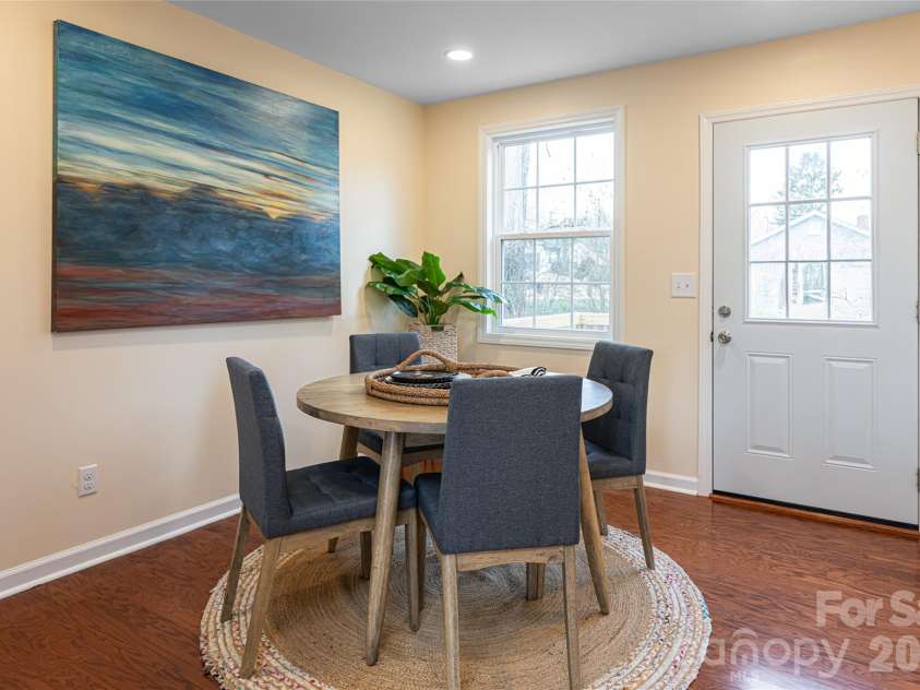 622 N Main Street, Canton, NC 28716.  MLS# CAR4331136, YatesRealty ID 10148. 
